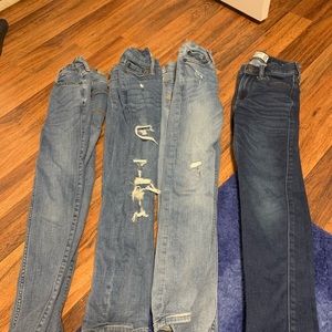4 pairs of great condition boy Abercrombie jeans